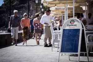Hotel Apts Rocamar Beach 5*